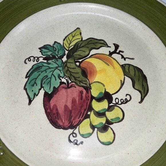 Metlox Poppytrail Vernon Provincial Fruit 10.5 in Dinner Plates Set of 2 - Picture 10 of 13